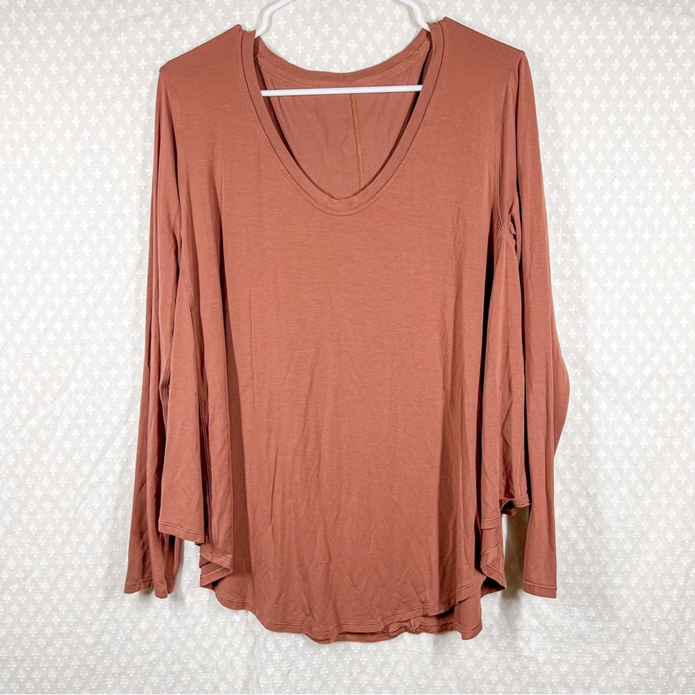 Lululemon Brown Long Sleeve Flowy Scoop Neck Top‎